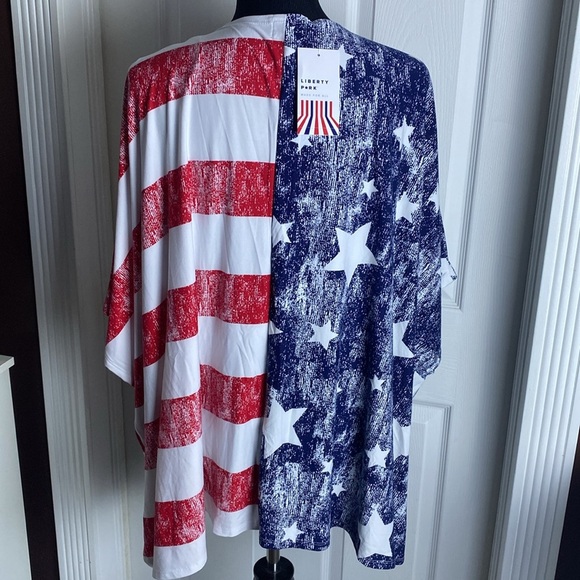 Liberty Park US Flag Print Kimono Cardigan Patriotic July 4 Stars Stripes L NWT - Picture 2 of 4